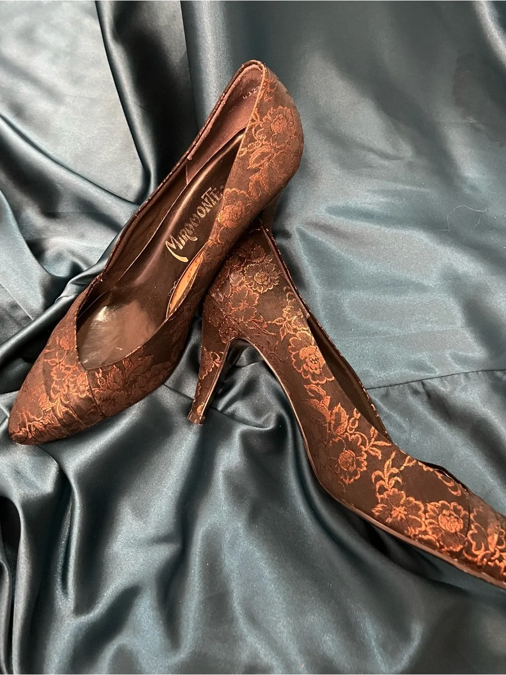 Floral Lace Pointed-Toe Brown Heels